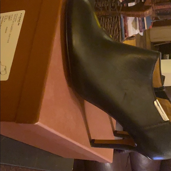Coach booties - Picture 1 of 4